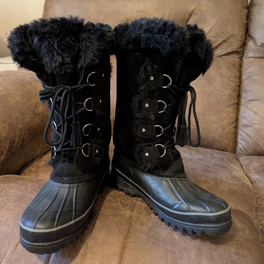Women's Khombu Black Fur-Lined Winter Boots - size 10, like new